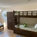 To Door Appartement *