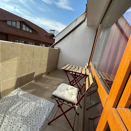 Appartement To Door *
