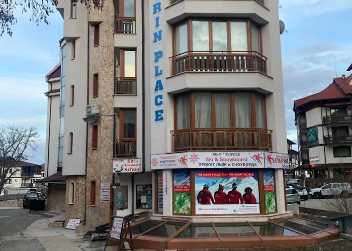 To Door Διαμέρισμα